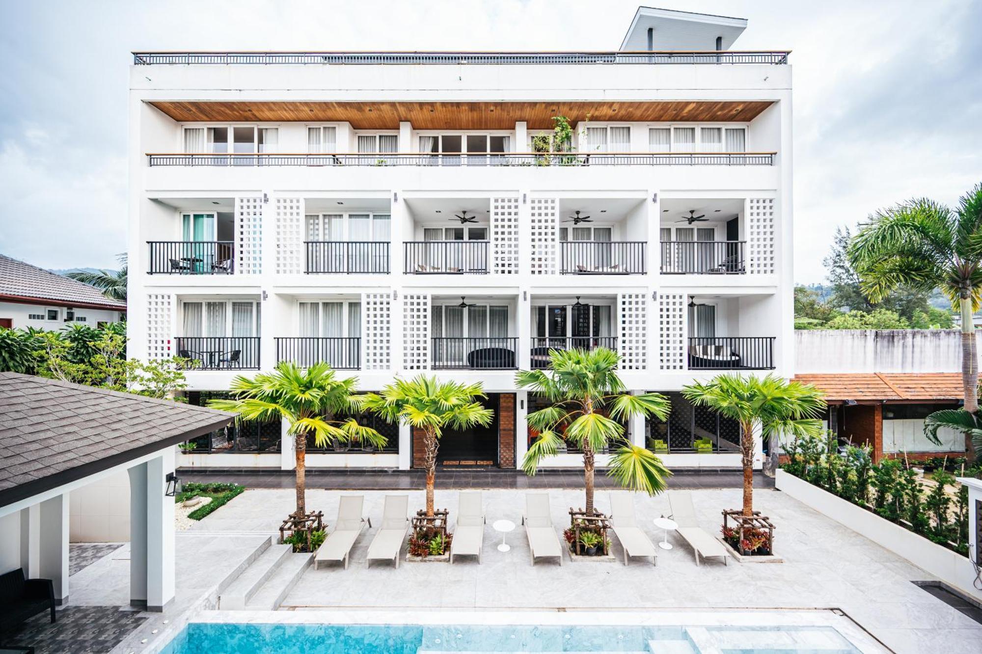 Vivace Kamala Beach