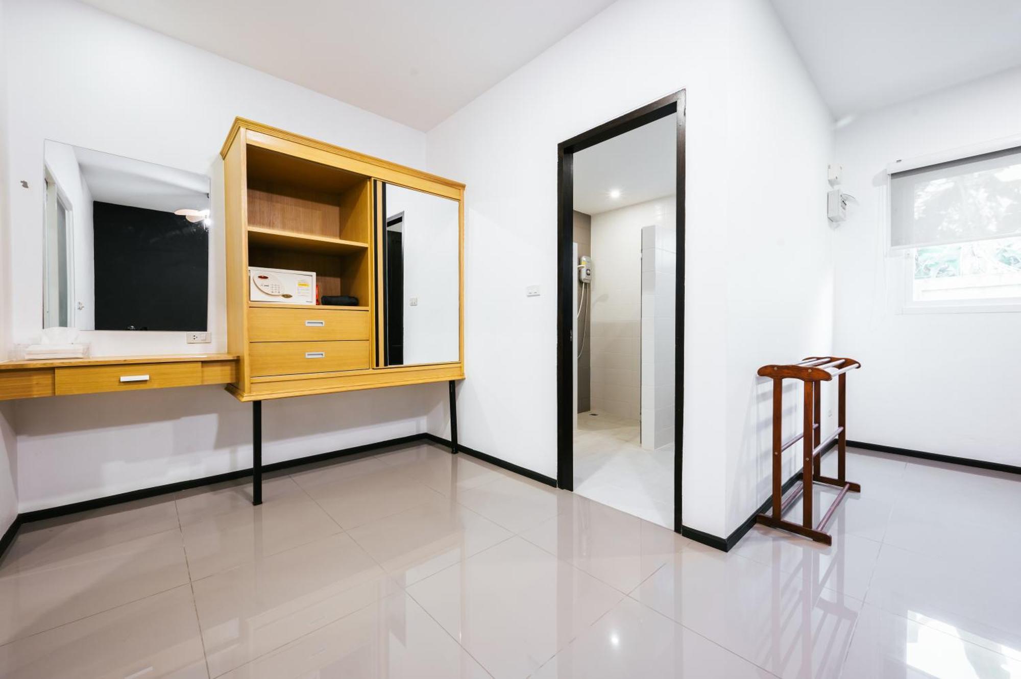 Vivace Hotel Kamala Beach