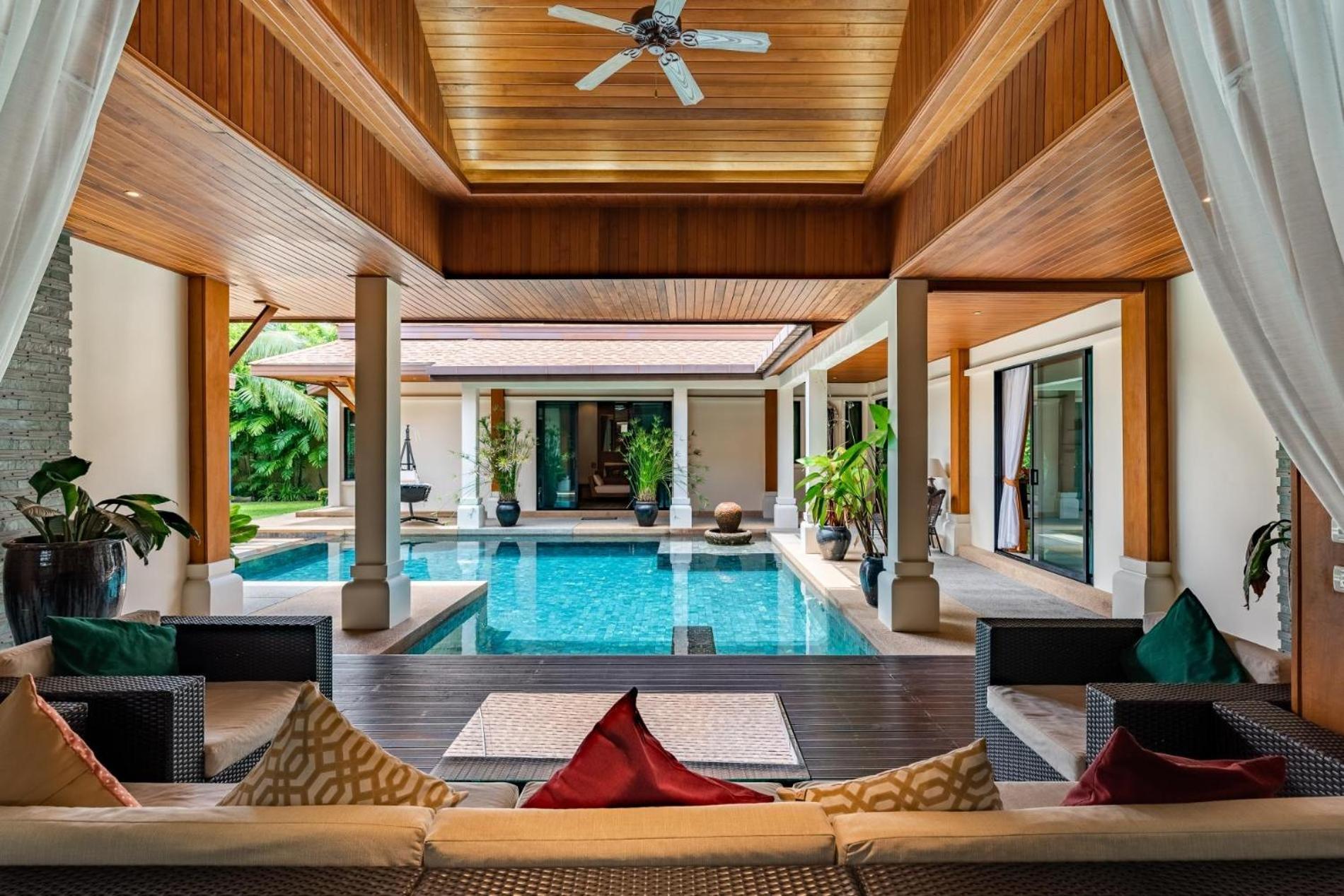 Villa Champagne Pool Rawai