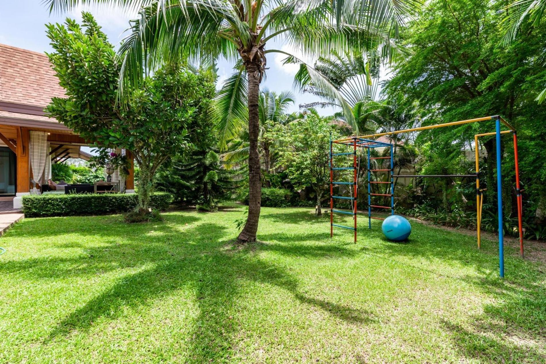 Villa Champagne Pool Rawai