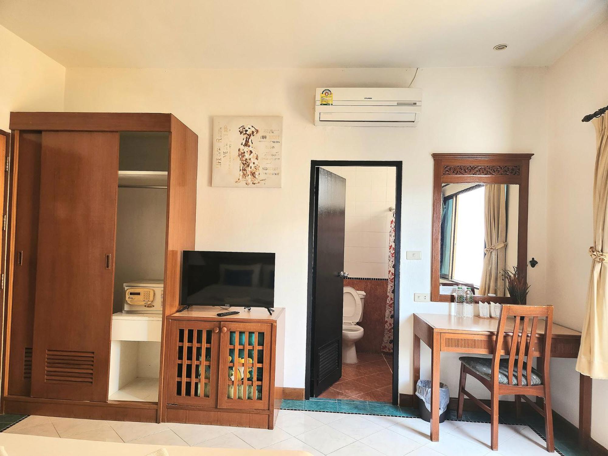 Sea Front - 3*