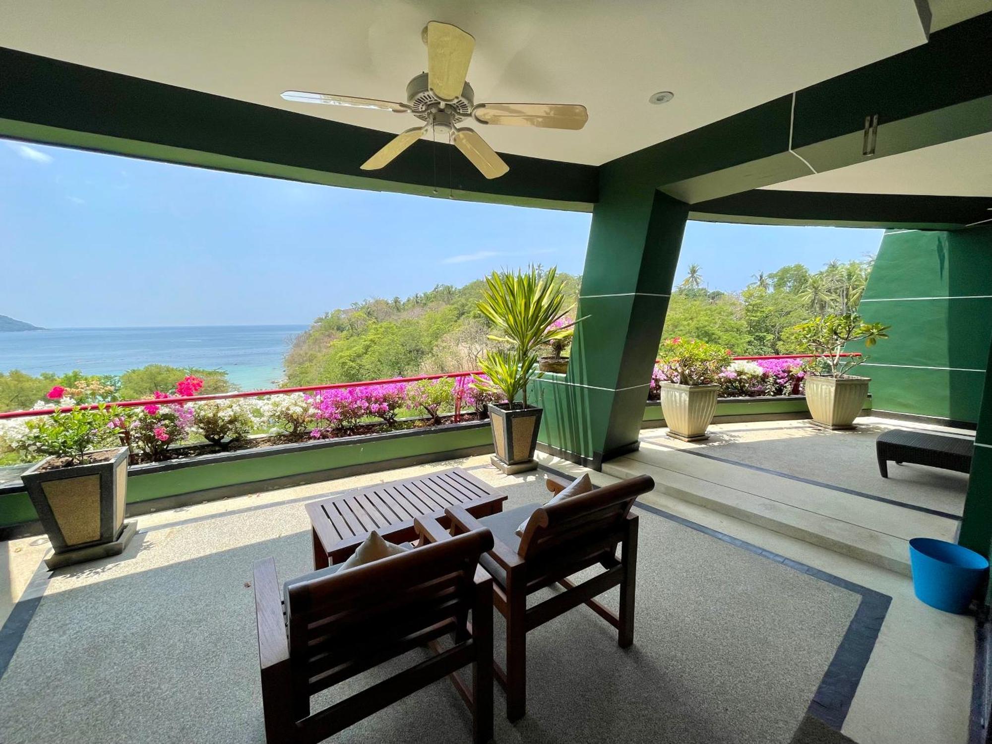 Kata Sea View Sanctuary *
