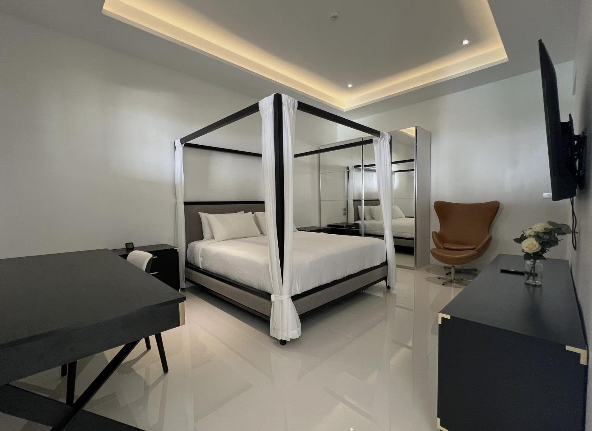 Aparthotel The View Phuket By Resava