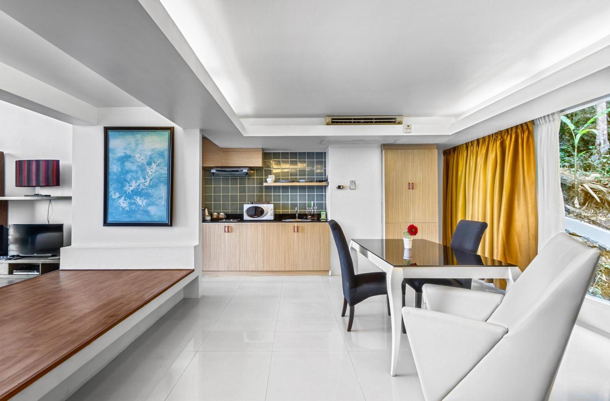 Hilltop Wellness 4*