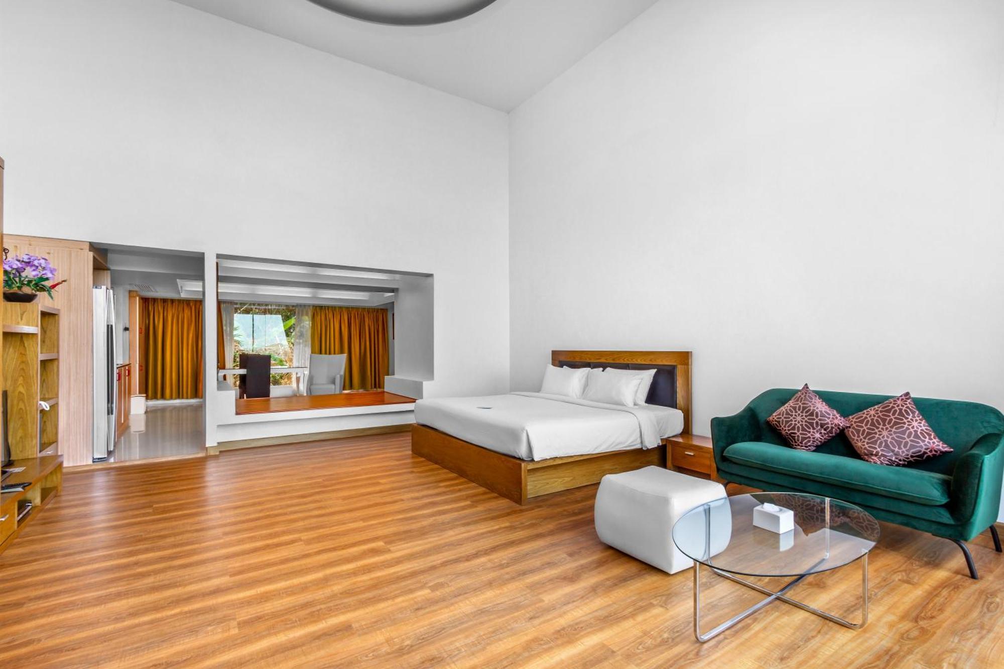 Hilltop Wellness Resort 4*