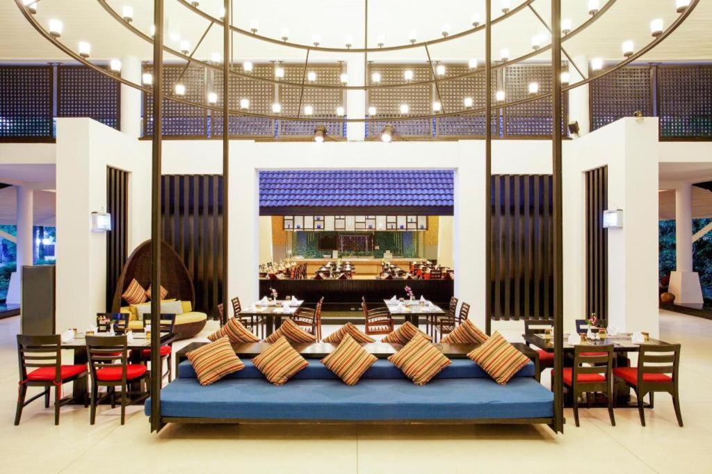Hotel Centara Phuket - Sha Extra 4*