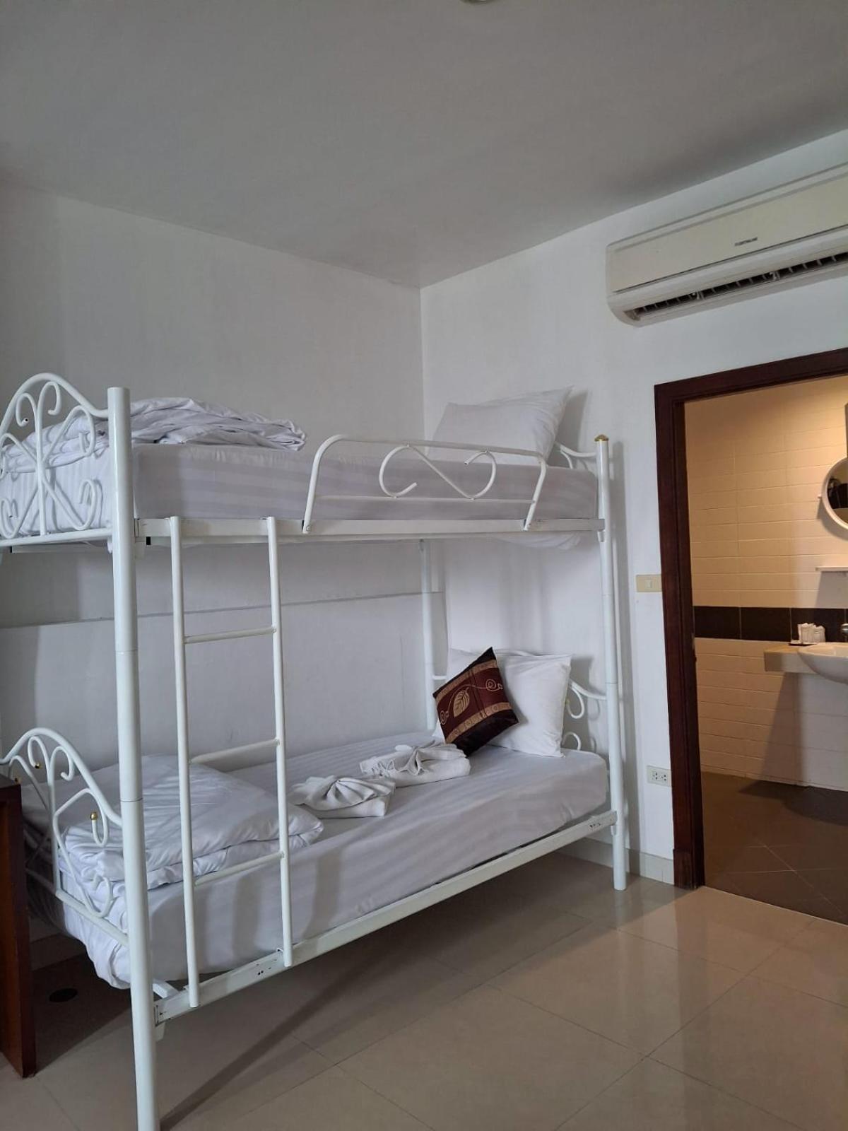 Hotel Sereneburi Patong