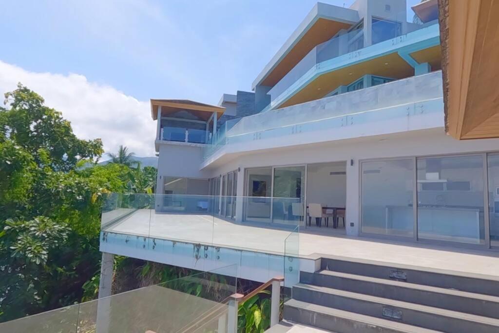 Cape Sienna 4 - A Waterfront Grand Oasis Villa