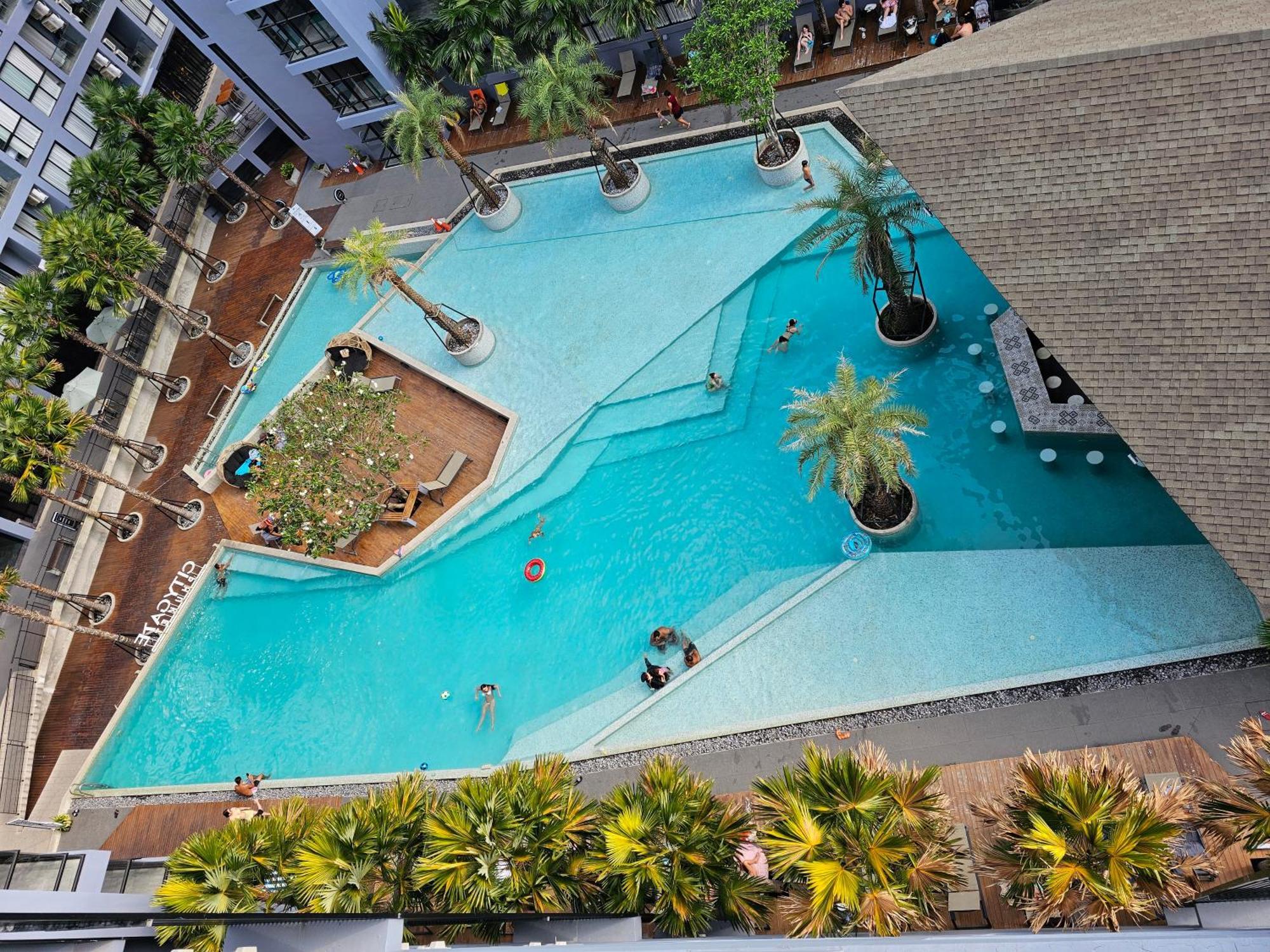 1bdr 2 Pools On The Roof 500m To 3 Bars Kamala Beach