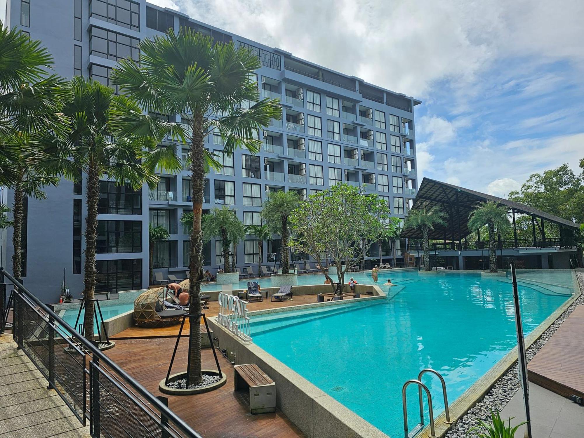 1bdr 2 Pools On The Roof 500m To 3 Bars Kamala Beach