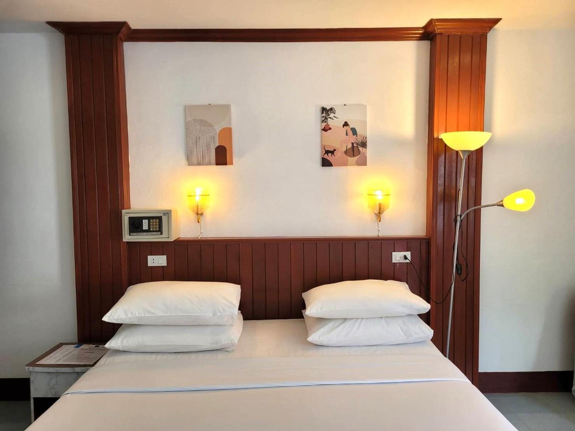 Rabbit Mansion Guest house Patong