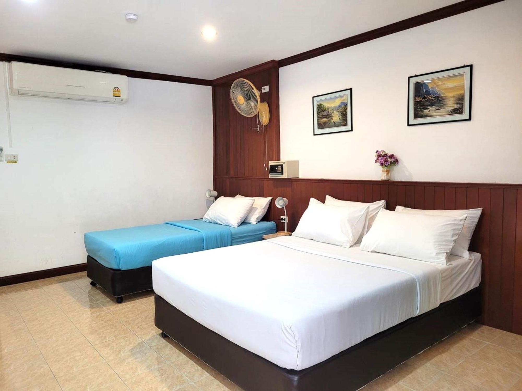 Guest house Rabbit Mansion 2*