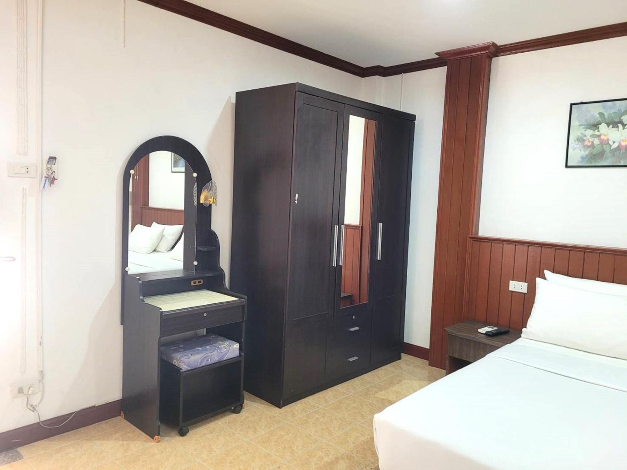 Rabbit Mansion Guest house
