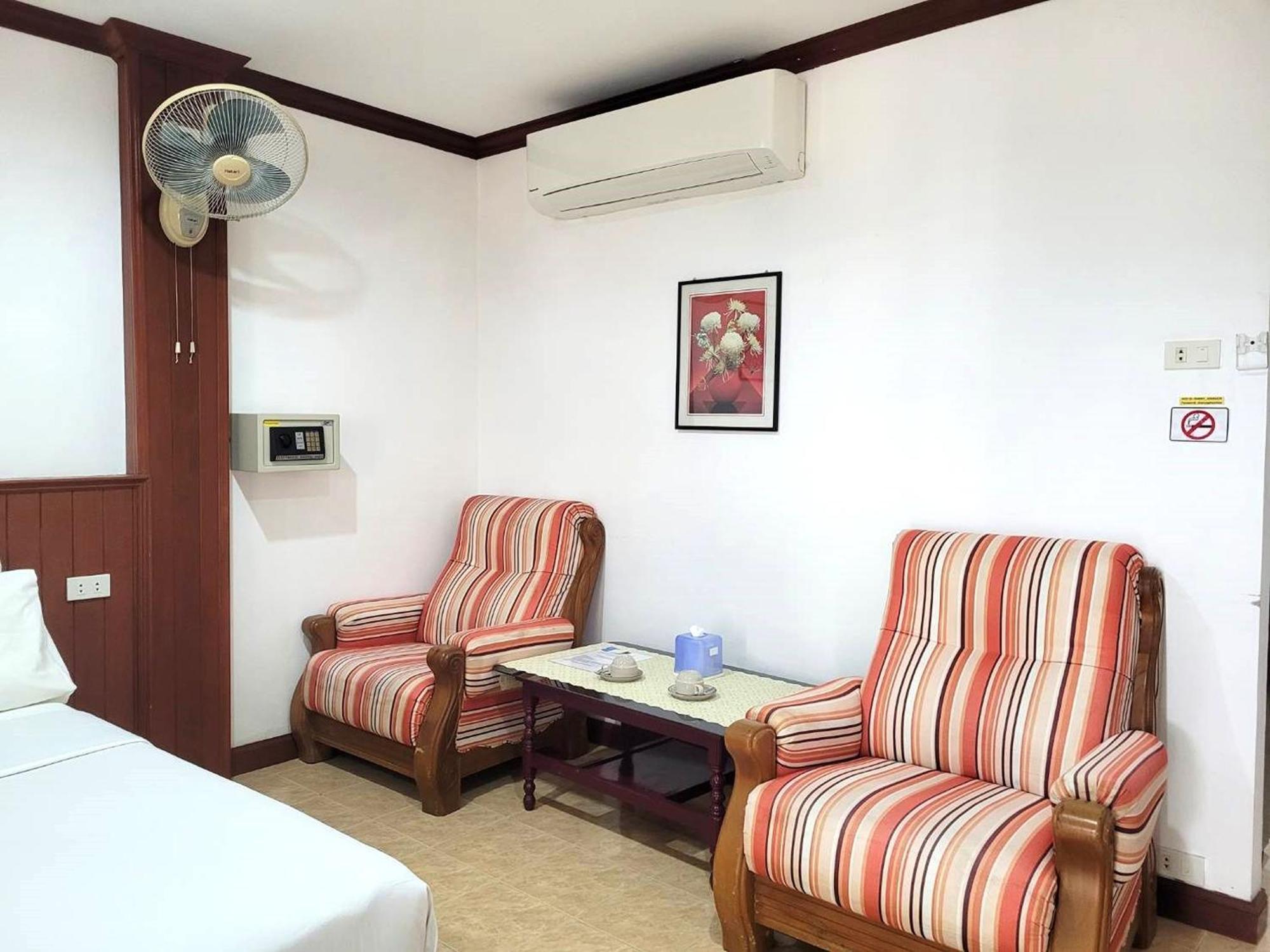Guest house Rabbit Mansion 2*