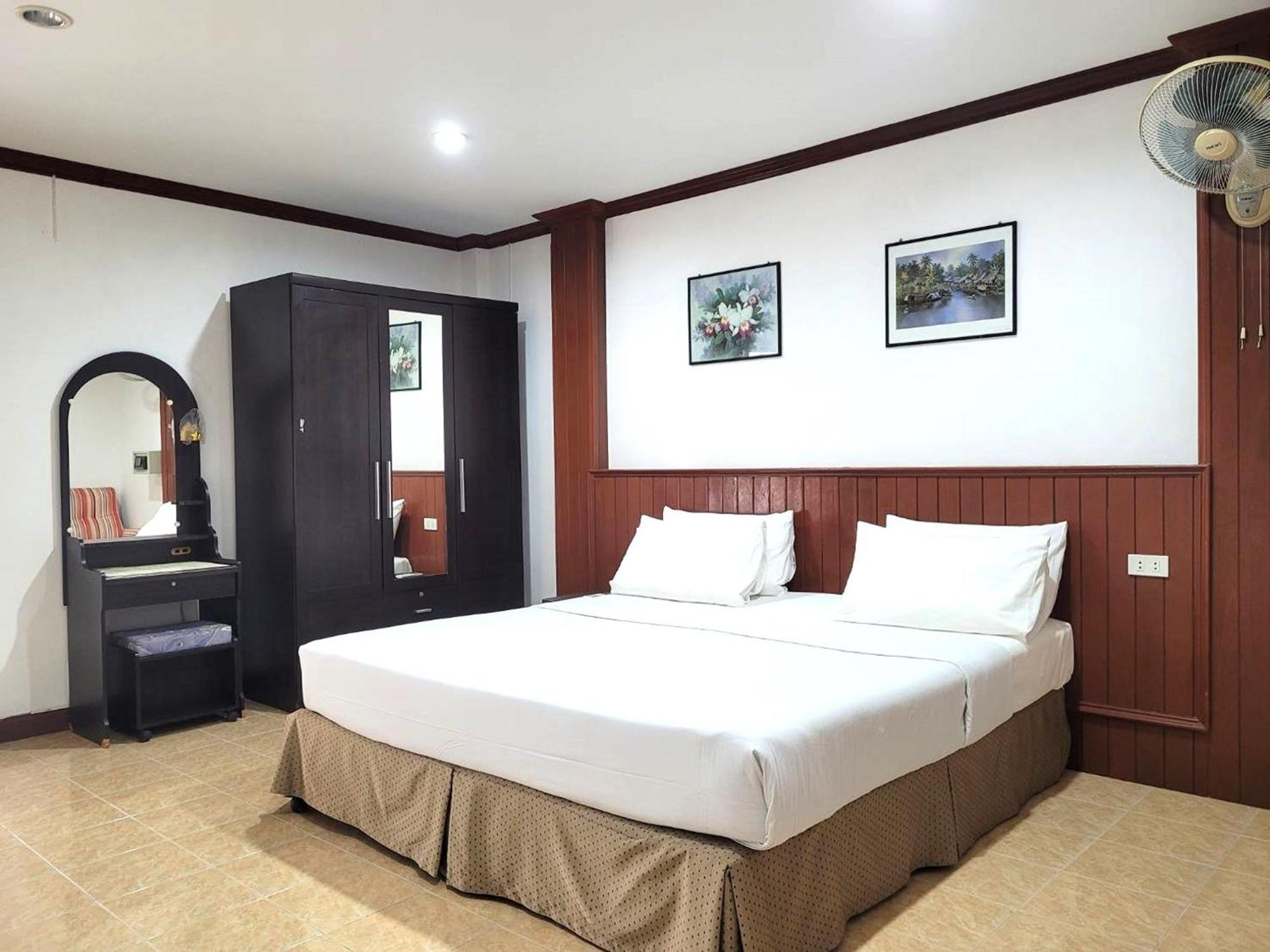 Guest house Rabbit Mansion Patong