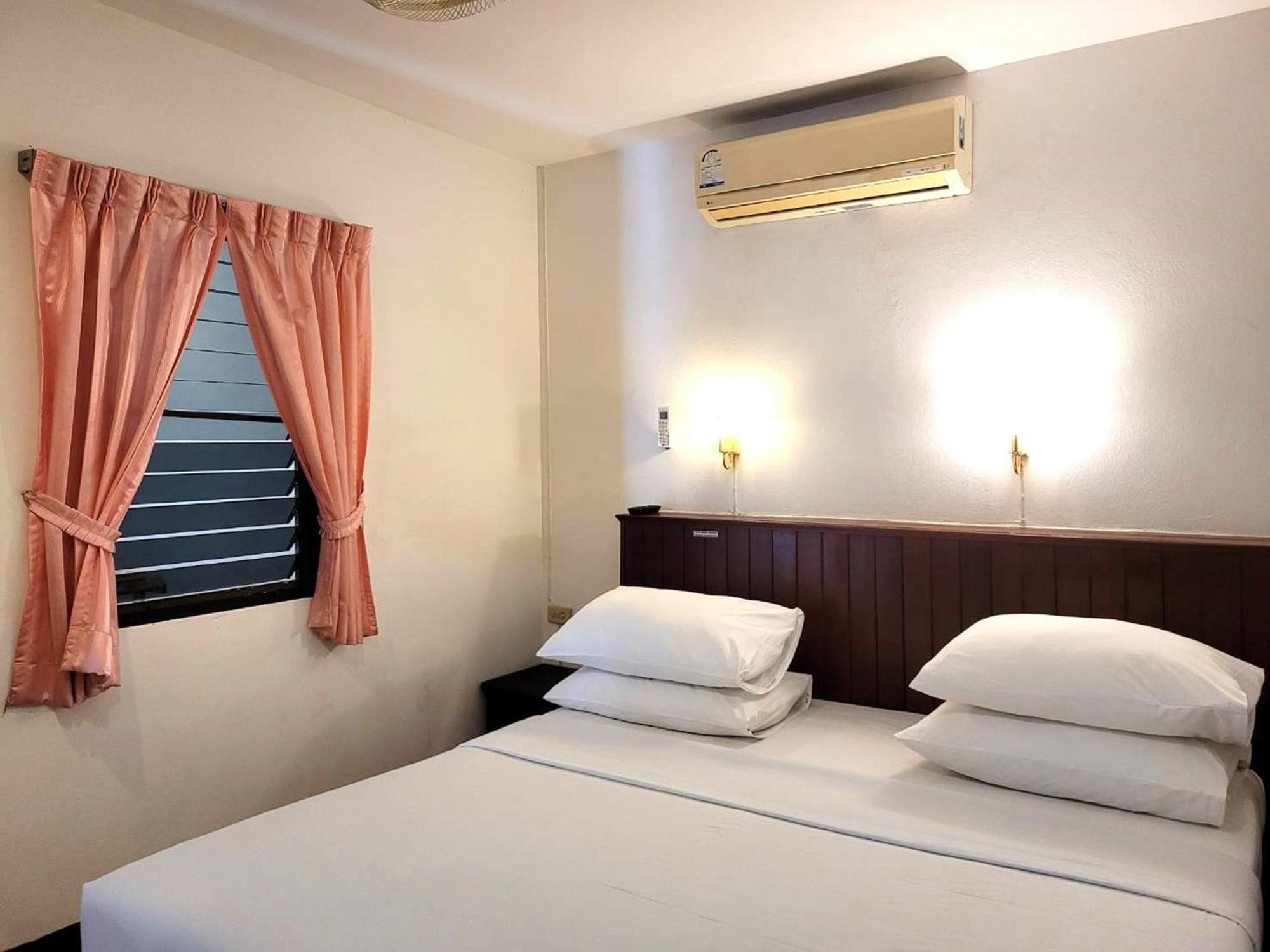 Rabbit Mansion Guest house Patong