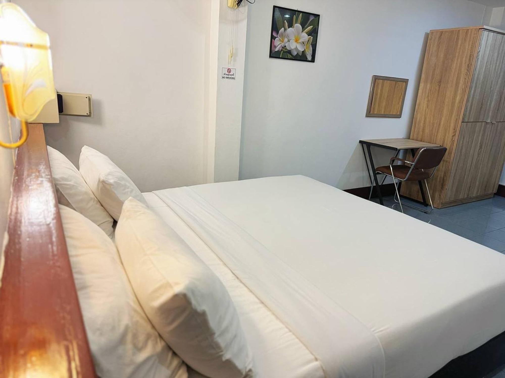 Rabbit Mansion Guest house Patong