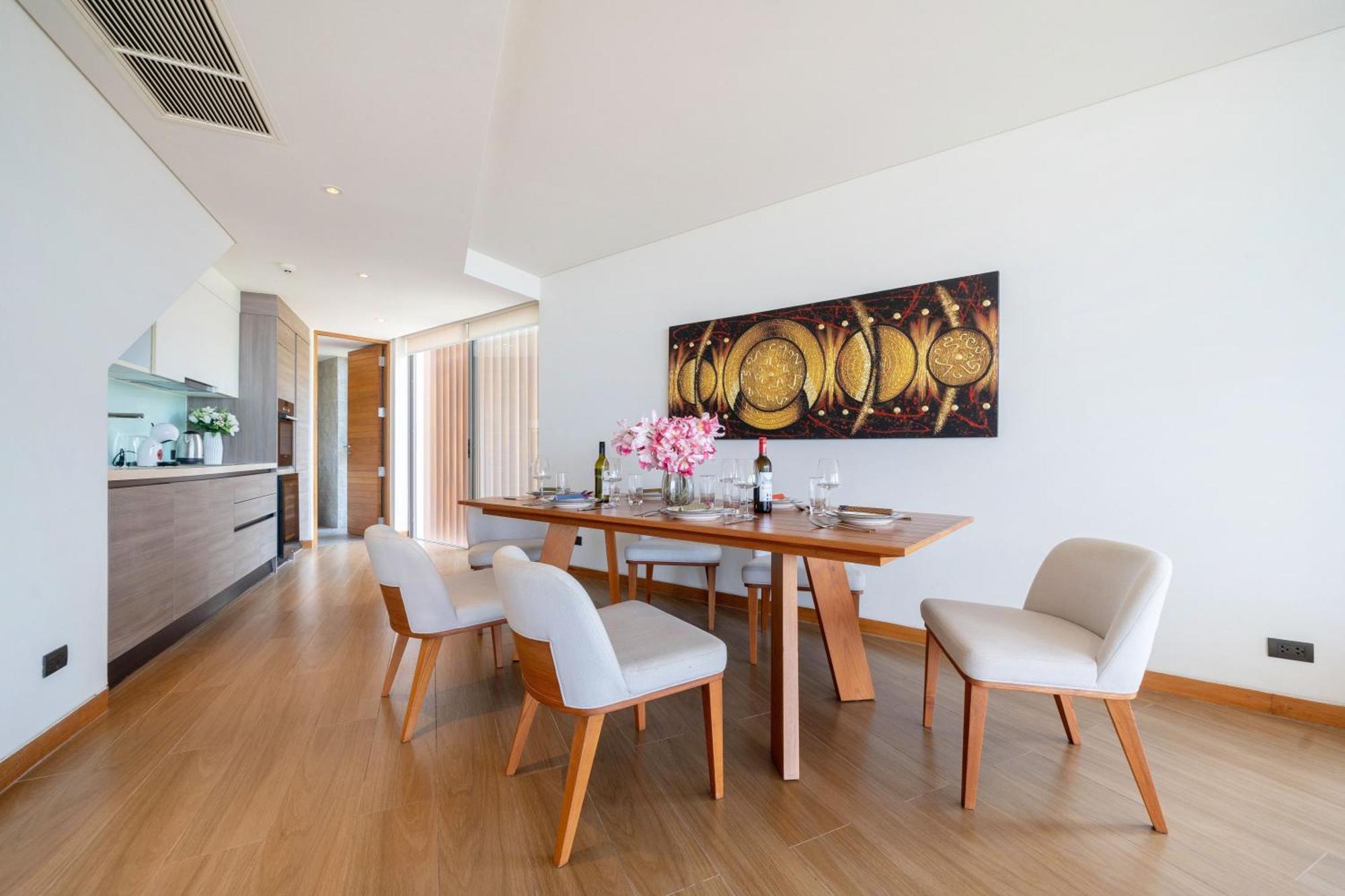 Apartment Luxury Ocean View 2br 82 In Bluepoint Residence, Near And Paradise
