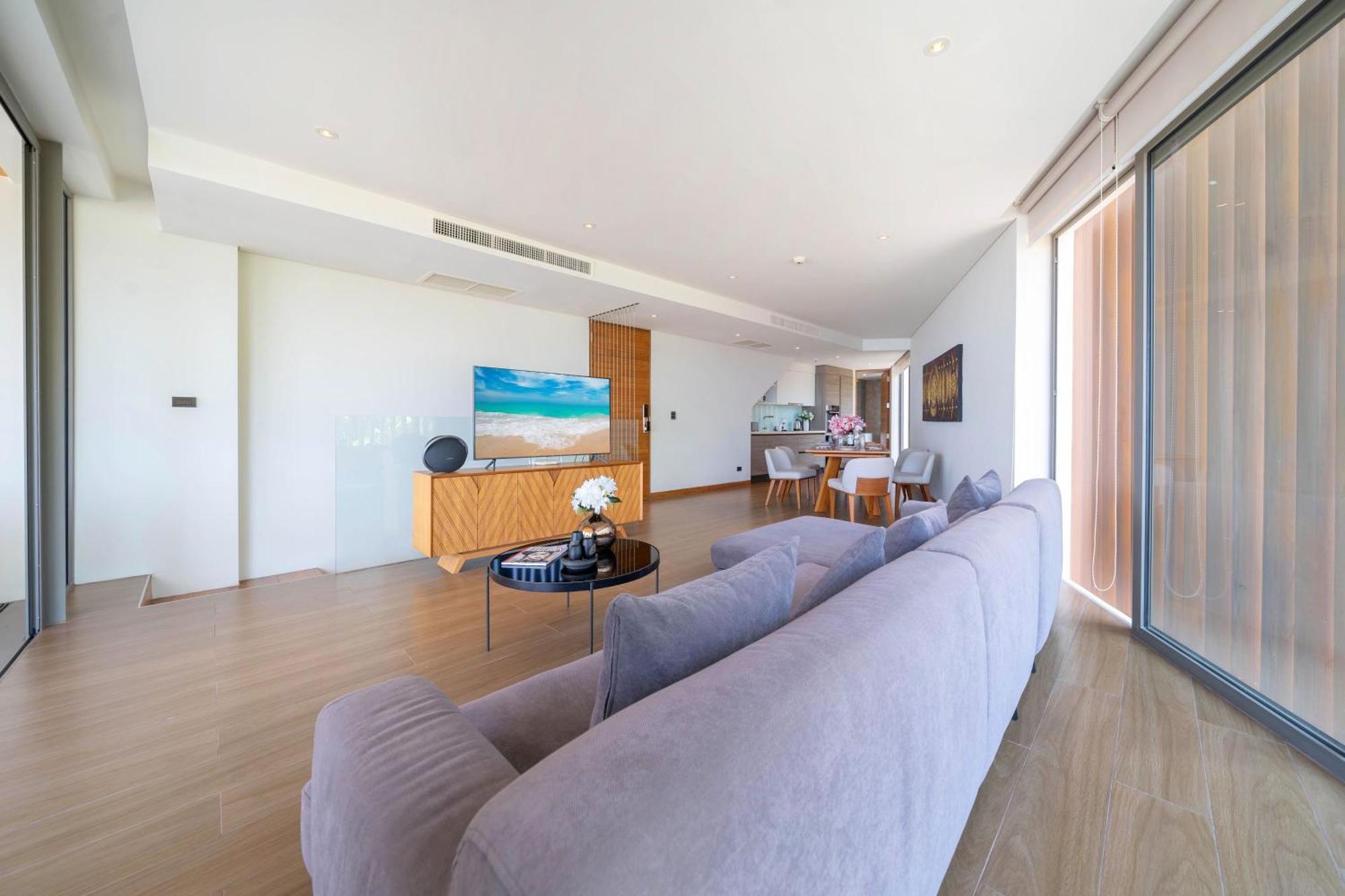 Luxury Ocean View 2br 82 In Bluepoint Residence, Near And Paradise Apartment