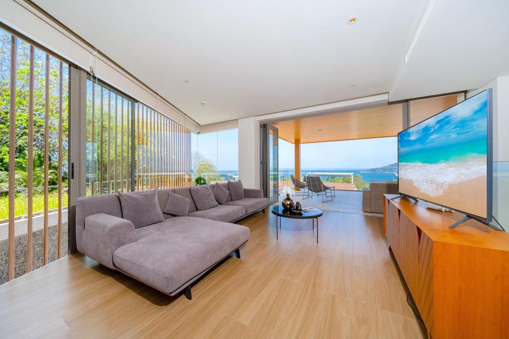Luxury Ocean View 2br 82 In Bluepoint Residence, Near And Paradise * Patong