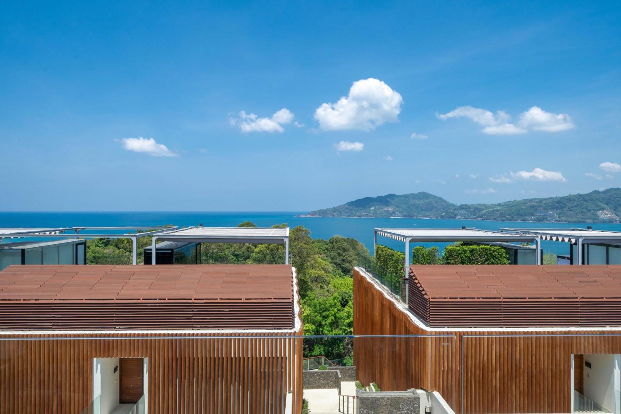 Luxury Ocean View 2br 82 In Bluepoint Residence, Near And Paradise Patong