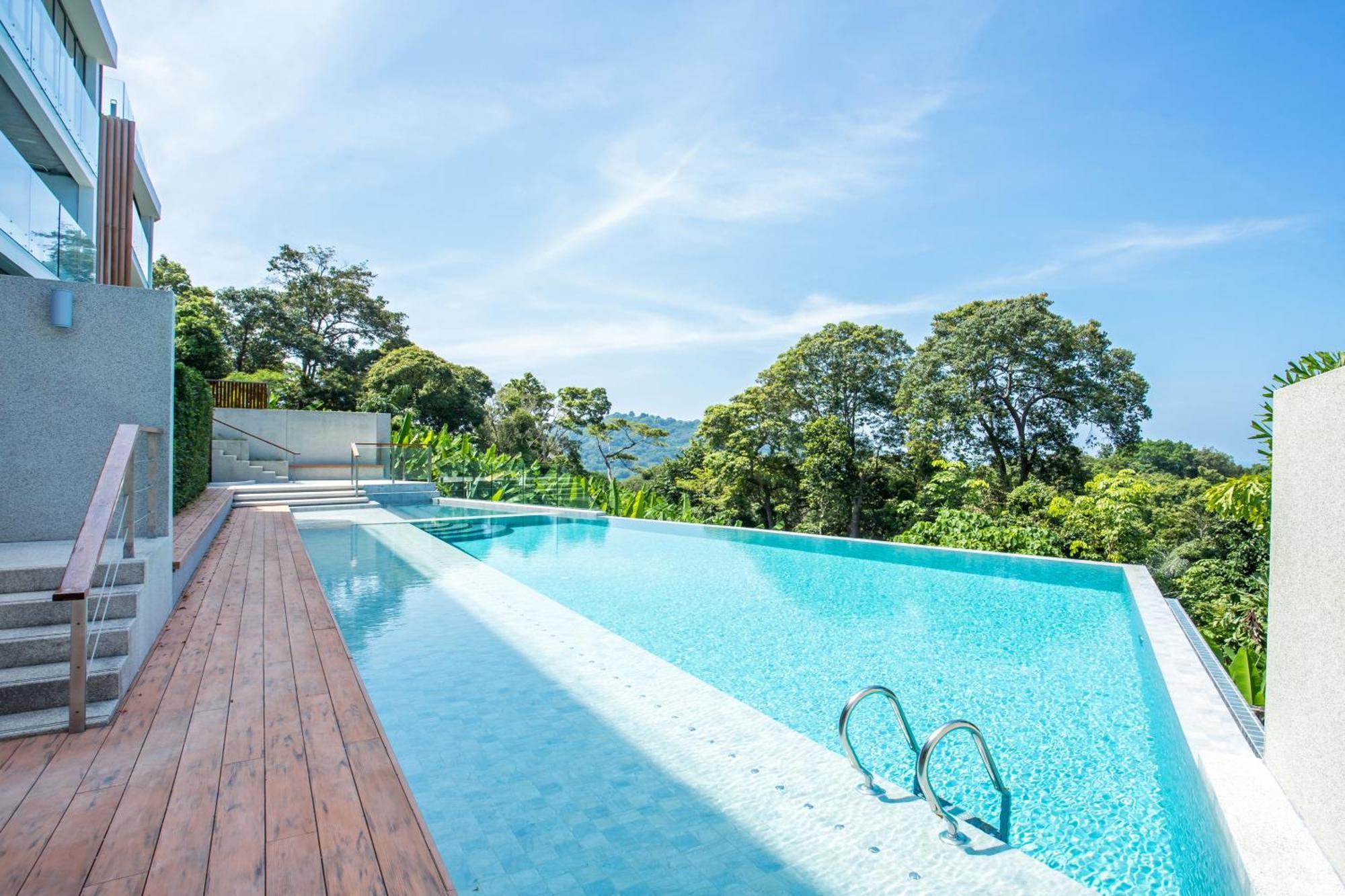 Apartment Luxury Ocean View 2br 82 In Bluepoint Residence, Near And Paradise Patong