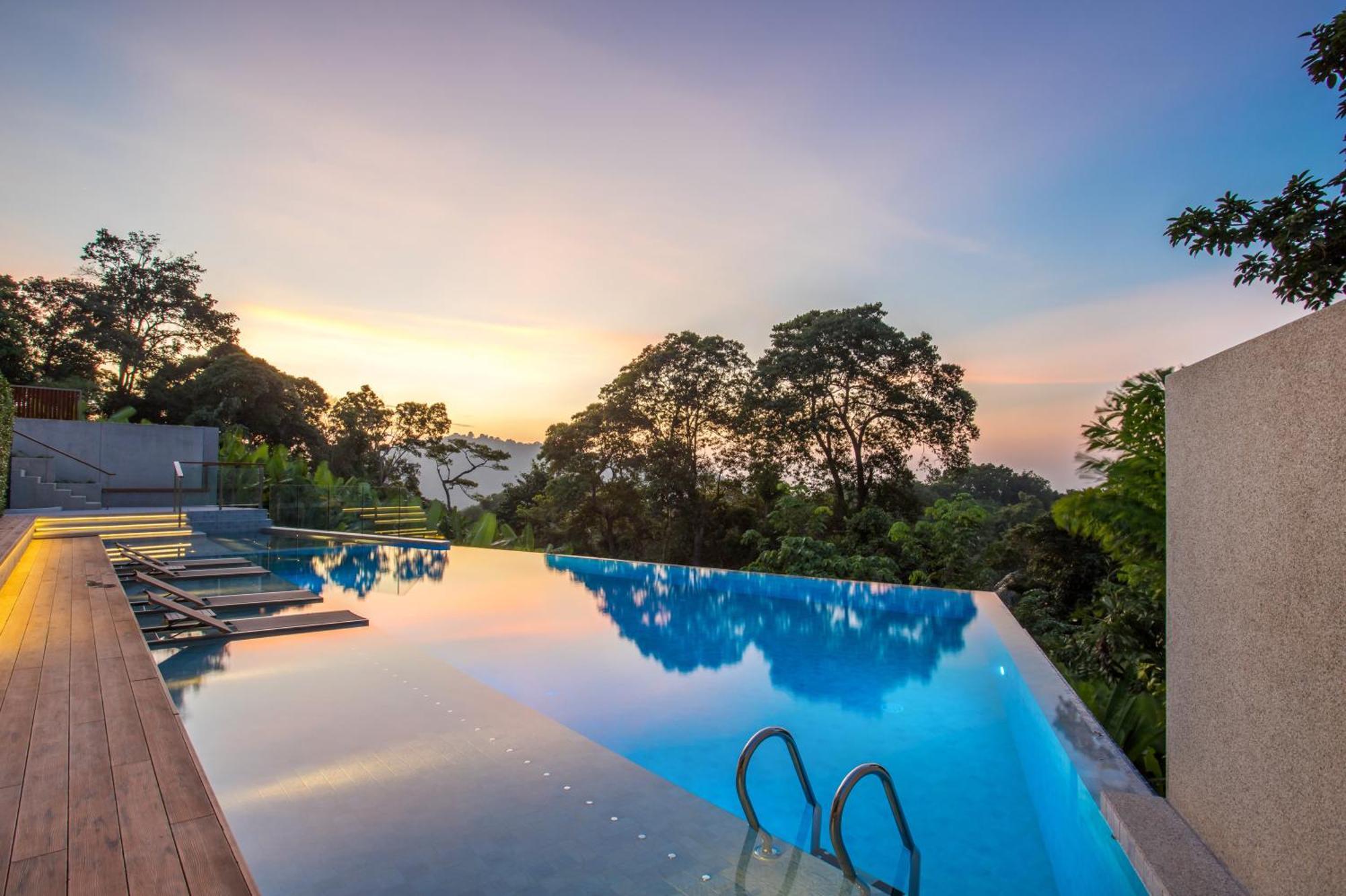 Apartment Luxury Ocean View 2br 82 In Bluepoint Residence, Near And Paradise *