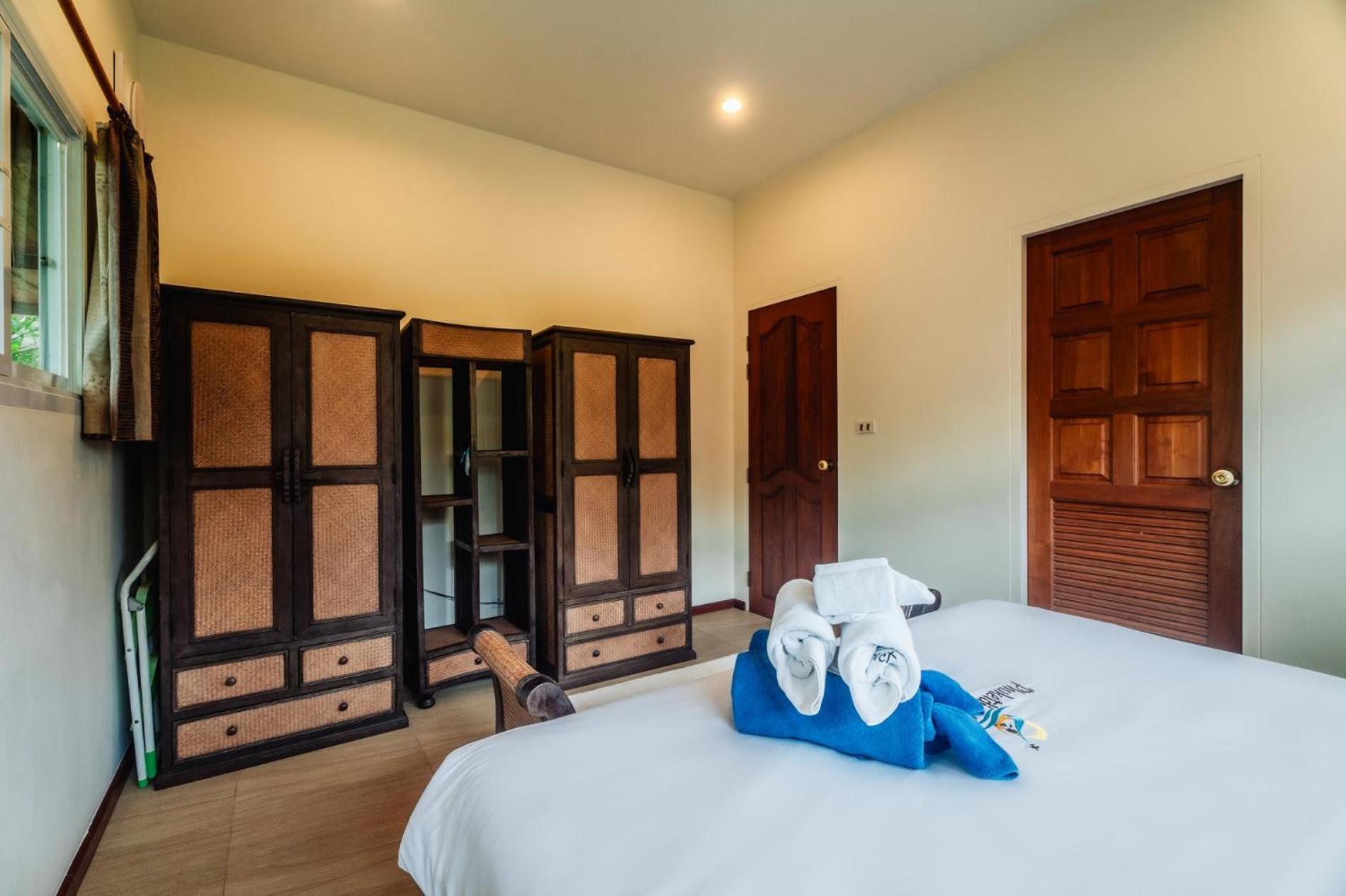 Chaba Pool Villa