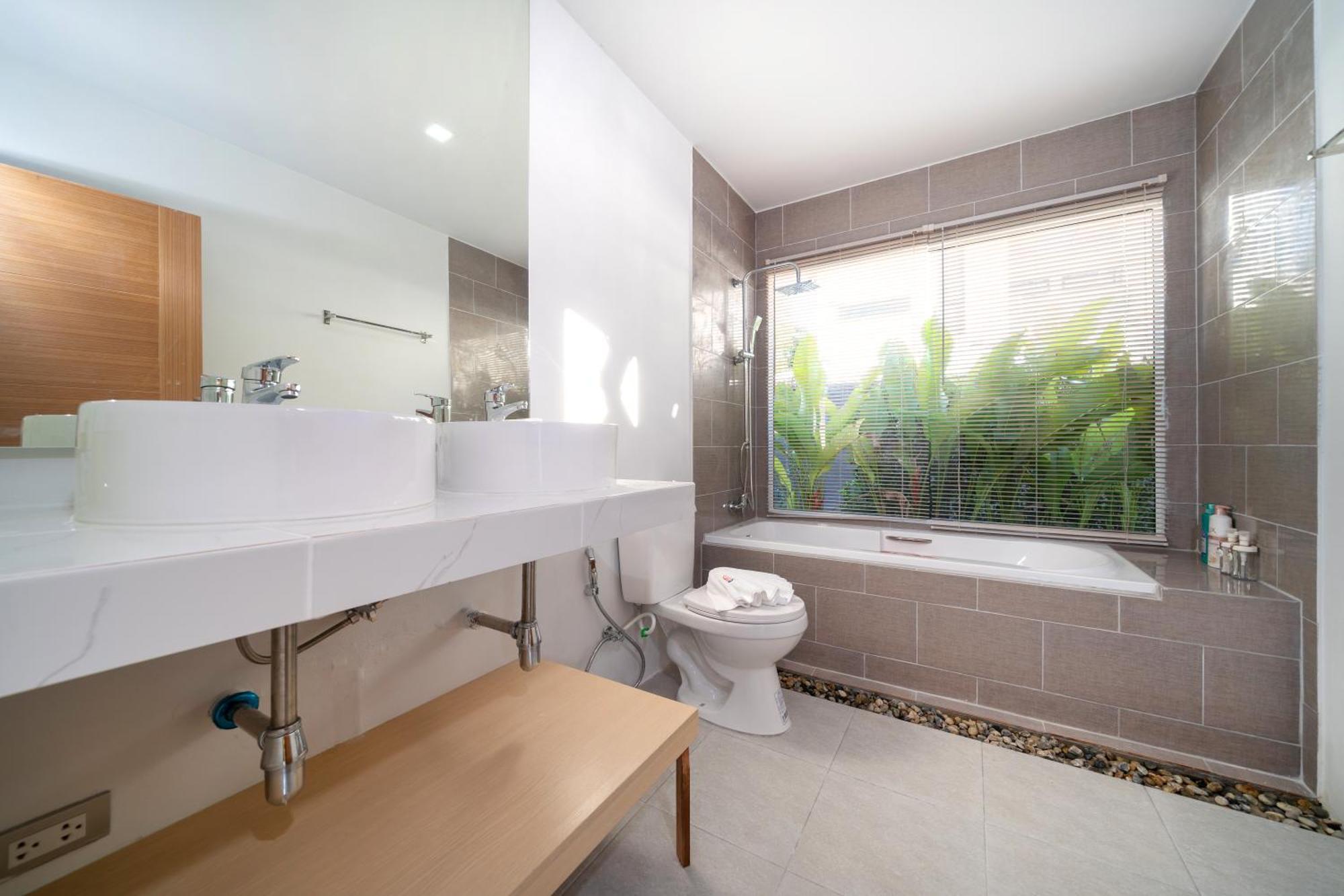 Guest house Andaman Time Beachside Pool Chalong