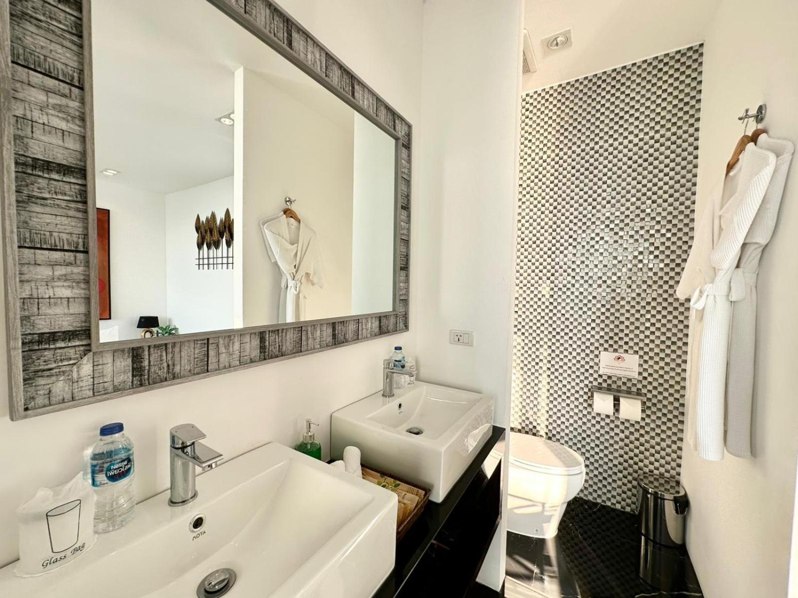 Yin, Private Oceanfront Villa, Villa