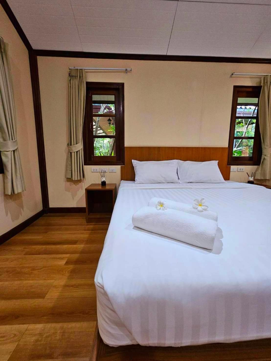 Samran Resort Chalong