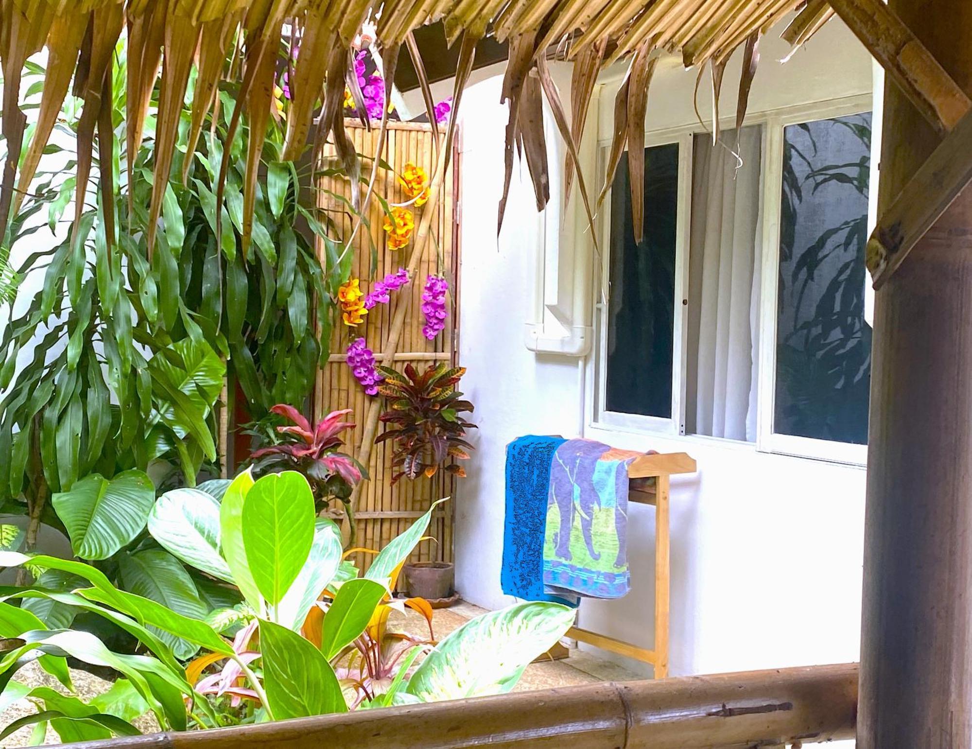 Oasis 3, 4, Or 5 Bedroom Karon