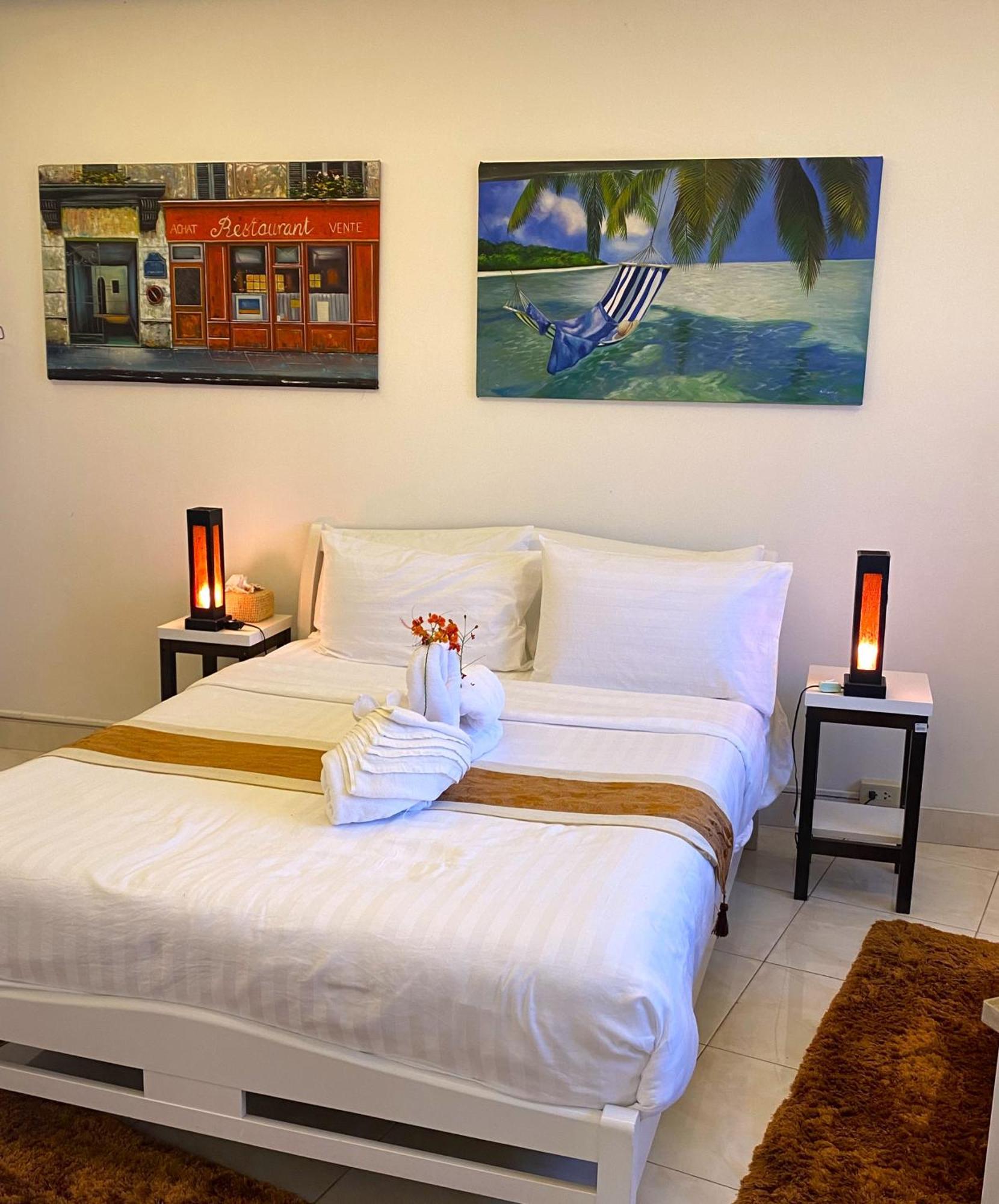 Oasis 3, 4, Or 5 Bedroom * Karon