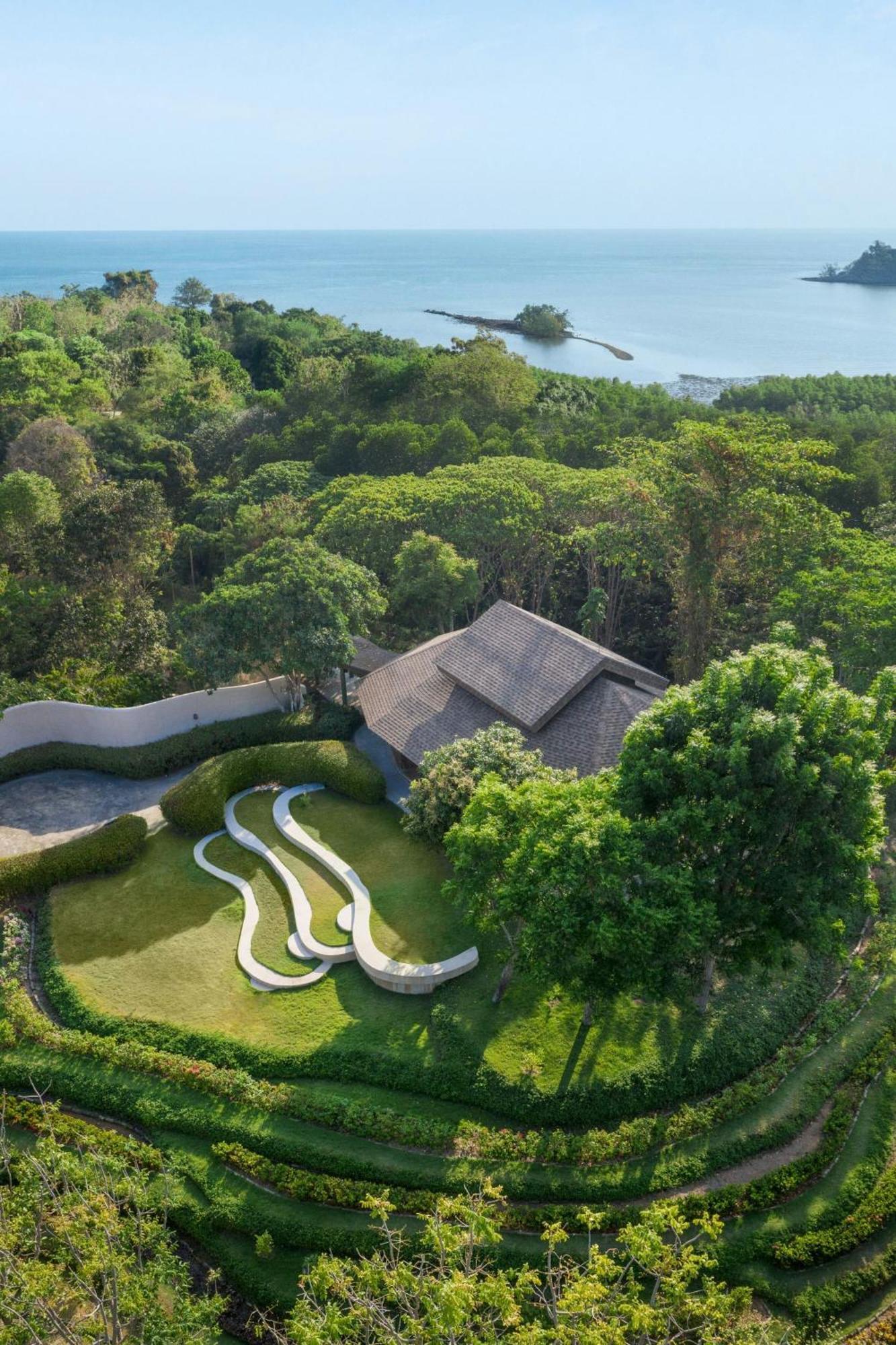 The Naka Island, A Luxury Collection & Spa, Resort