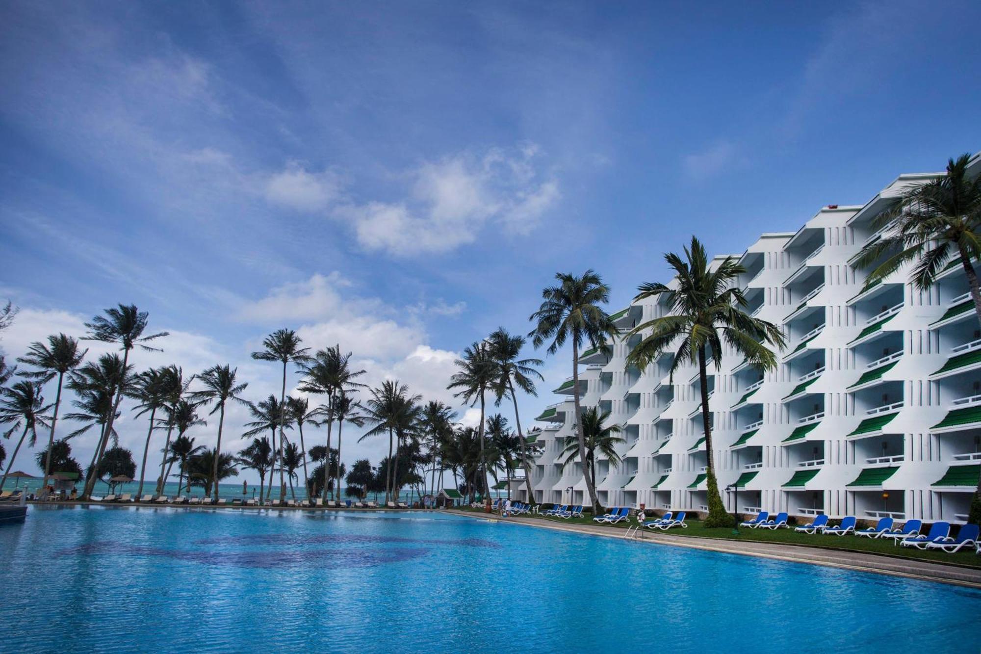 Le Meridien Phuket 5*