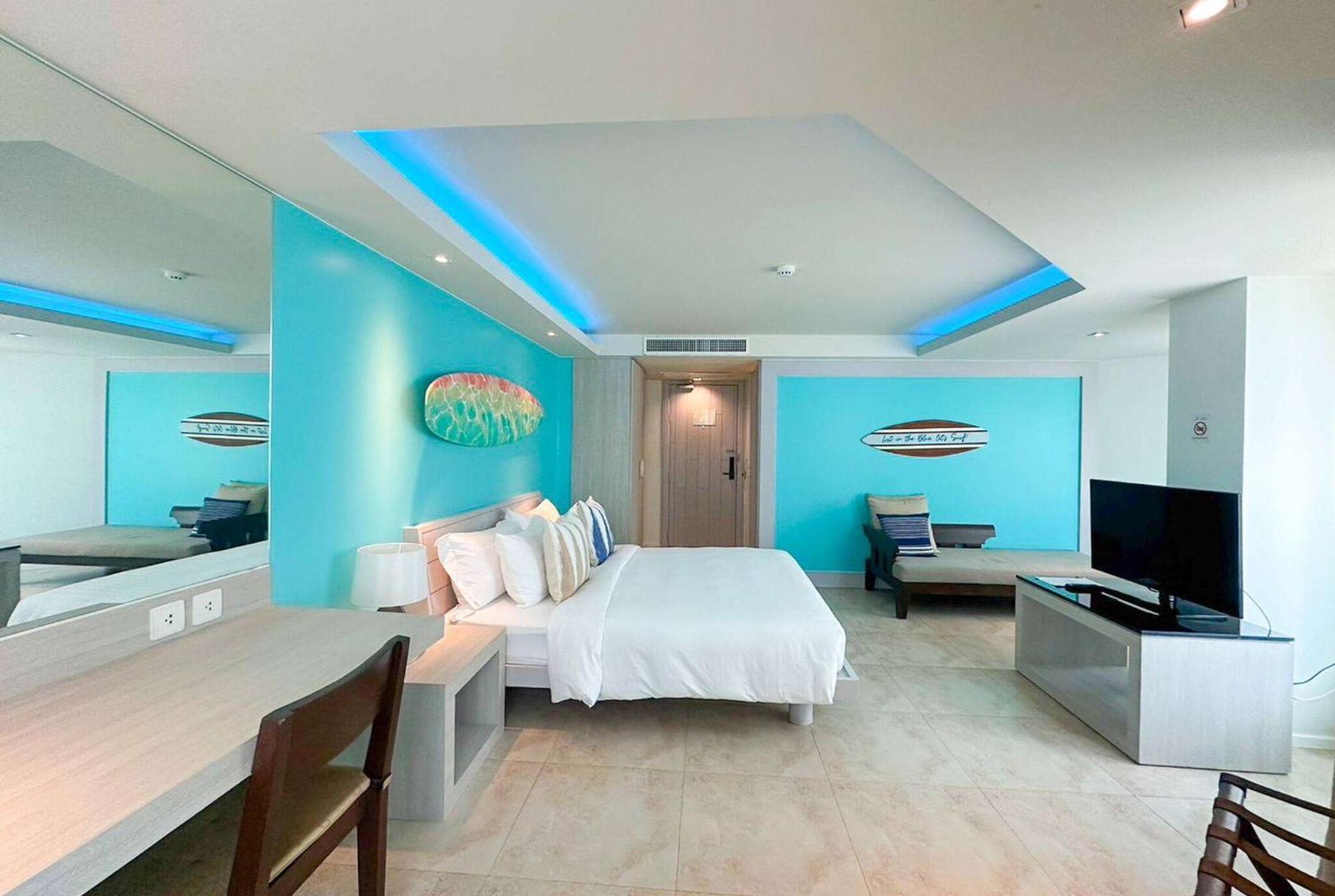 Zenmaya Oceanfront Phuket, Trademark Collection By Wyndham 5* Patong