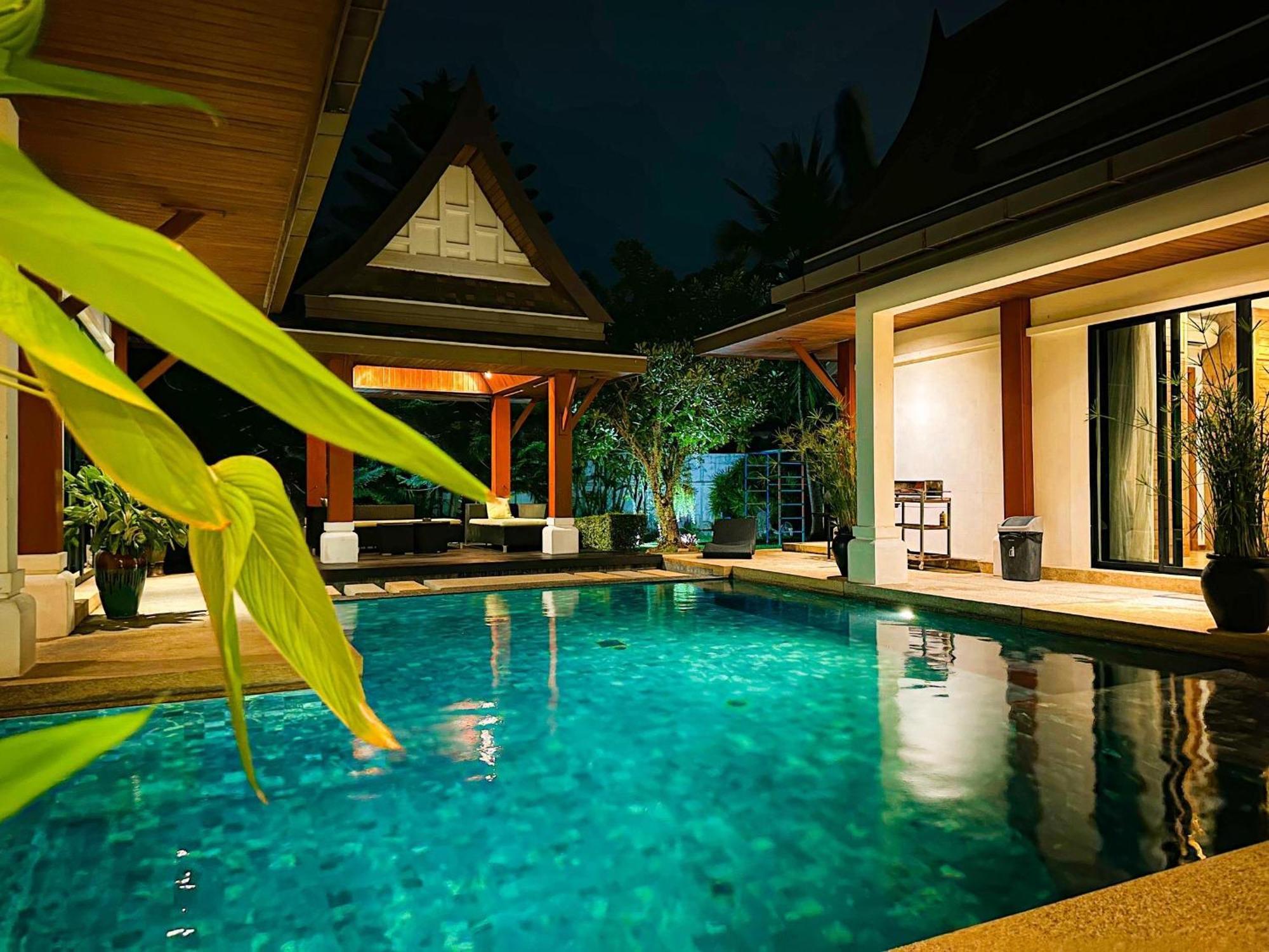 Villa Champagne Pool Rawai
