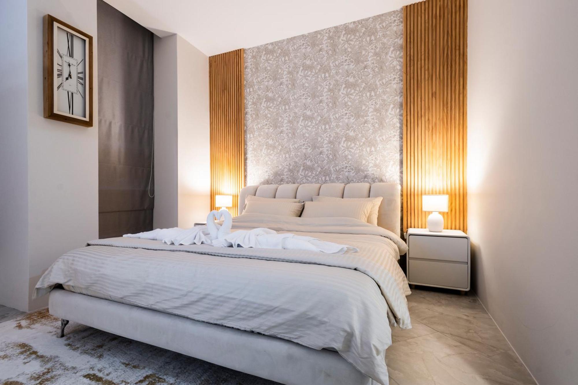 Karon Beach Residence Apartment