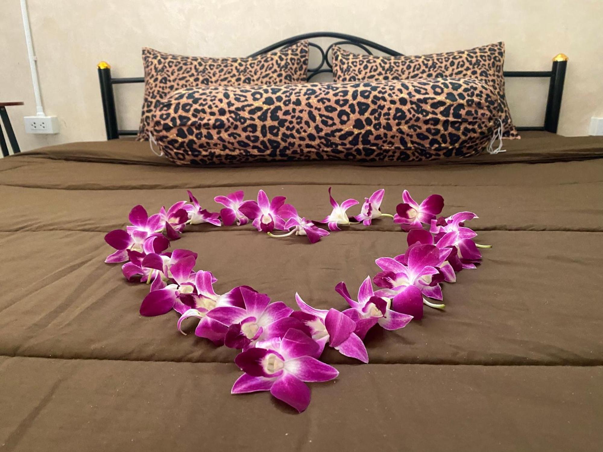 Sunset Village - Season Retreat Inn Ban Ao Makham