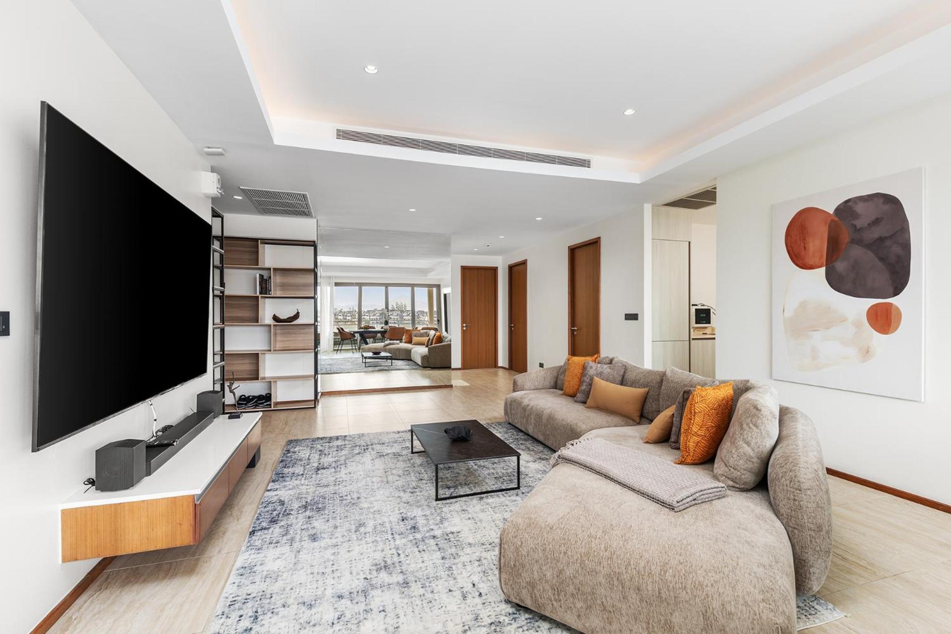 Luxurious Beachfront Penthouse Apartment Phuket
