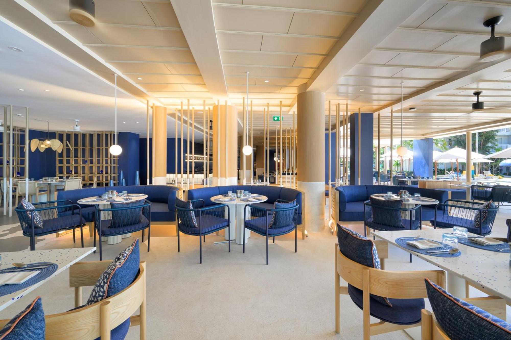 Hotel Centara Phuket - Sha Extra 4*