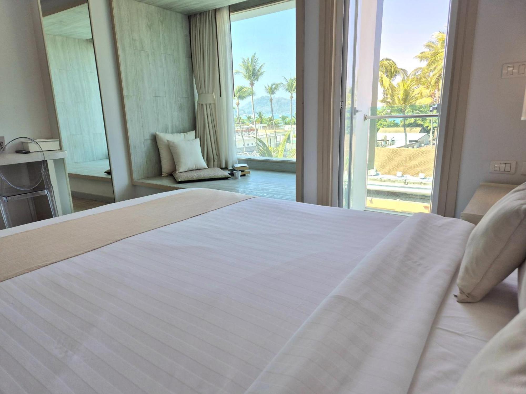 The Bloc Phuket - Sha Extra 4* Patong