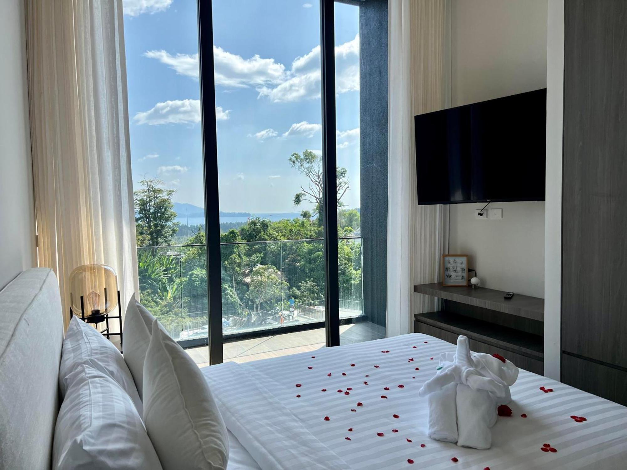 Akra Collection Layan - Hideaway Hotel 5*