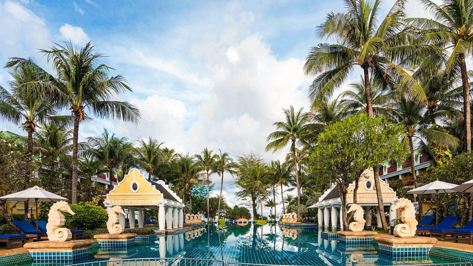 Phuket Graceland And Resort 5*