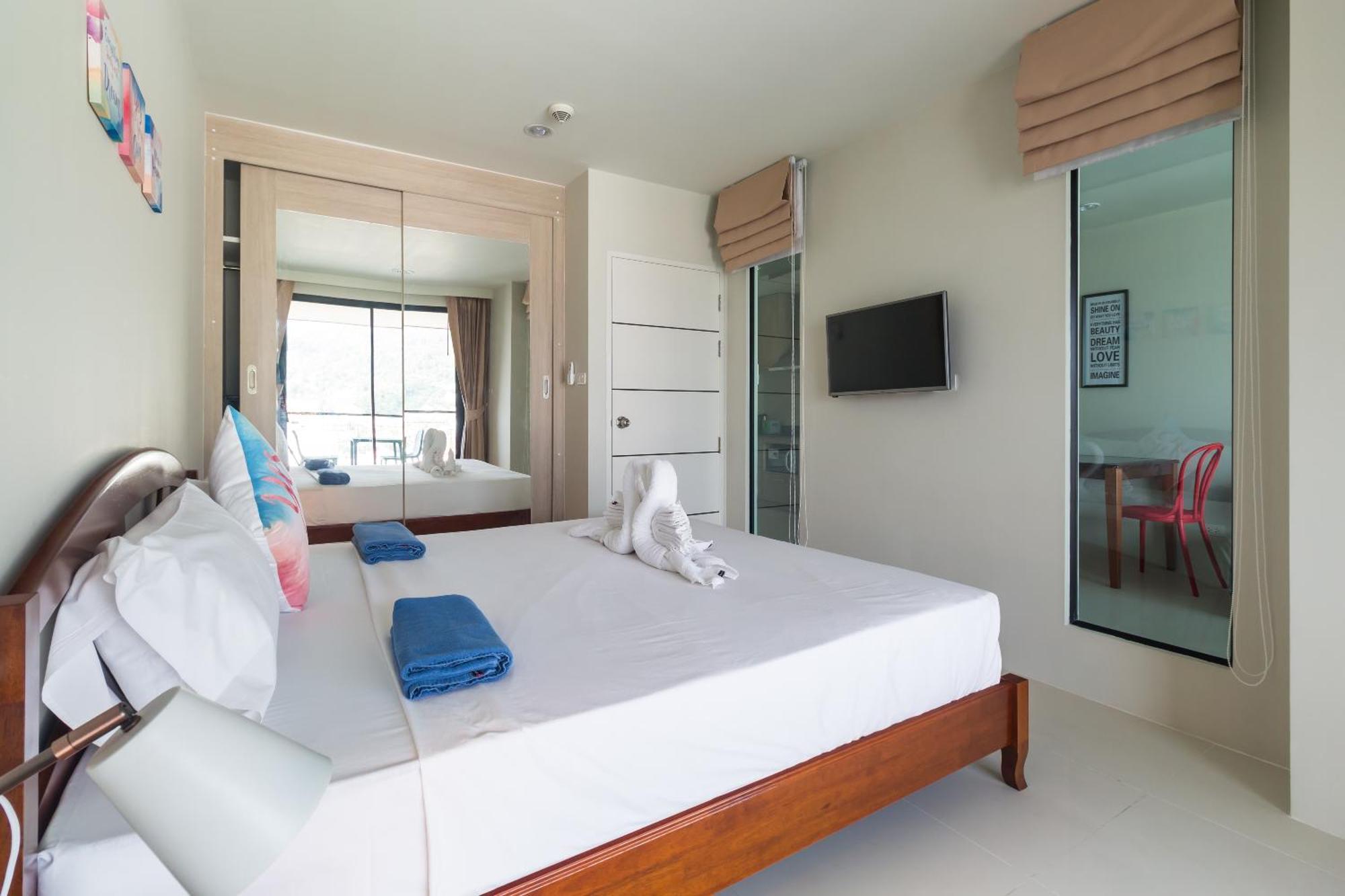 At The Bliss By Lofty Apartment