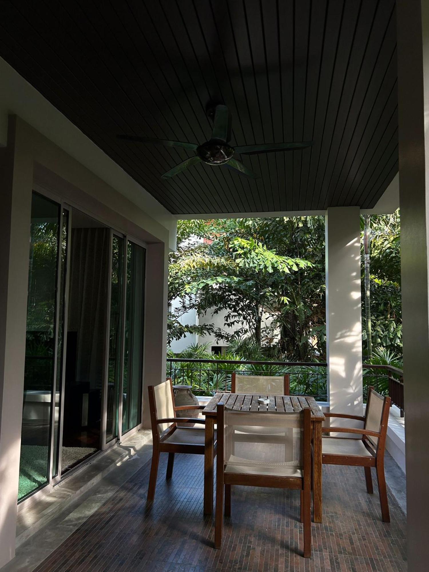 Gardens Luxury 8b At Noi Apartment *