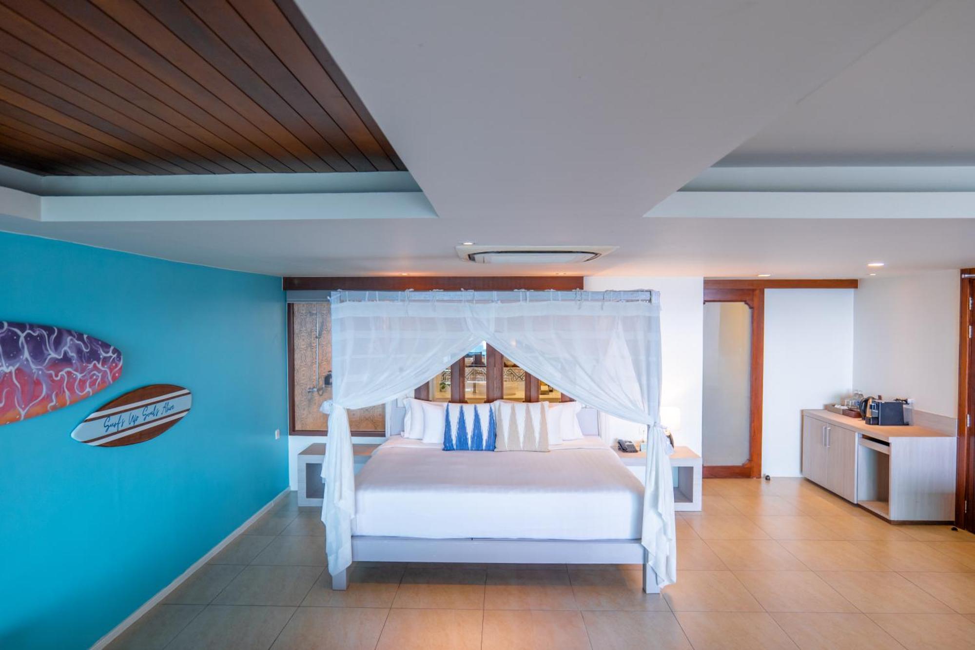 Resort Zenmaya Oceanfront Phuket, Trademark Collection By Wyndham Patong