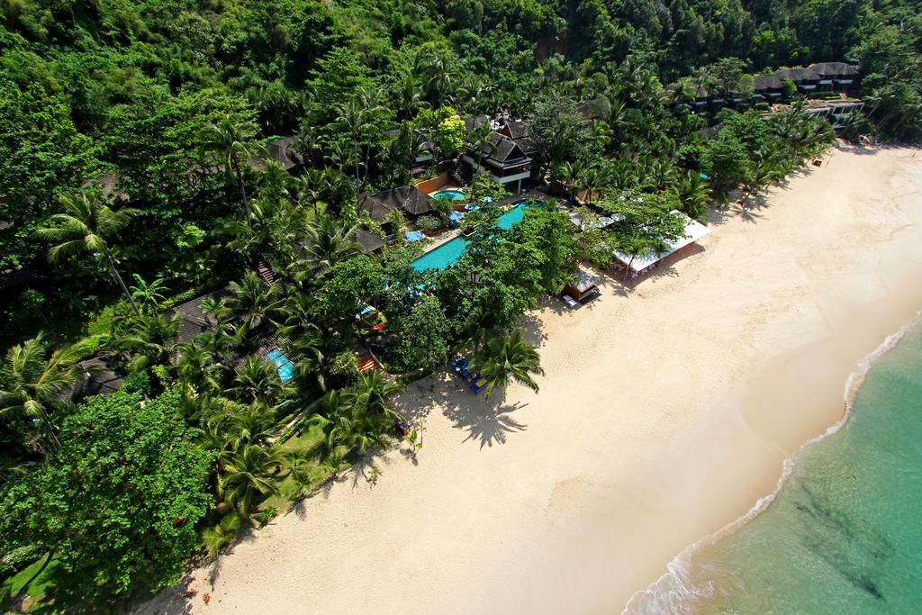 Resort Andaman White - Sha