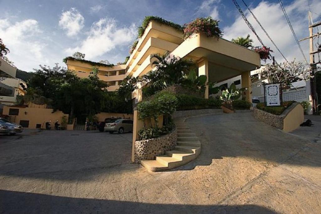 Pacific Club Hotel 4*