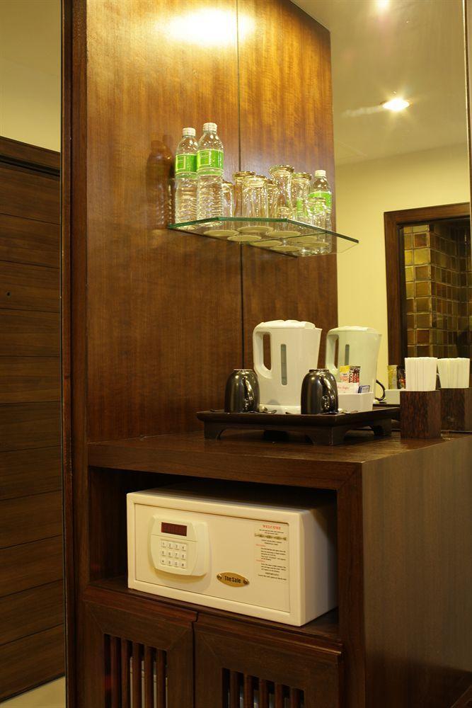 Bamboo House Phuket Hotel Karon